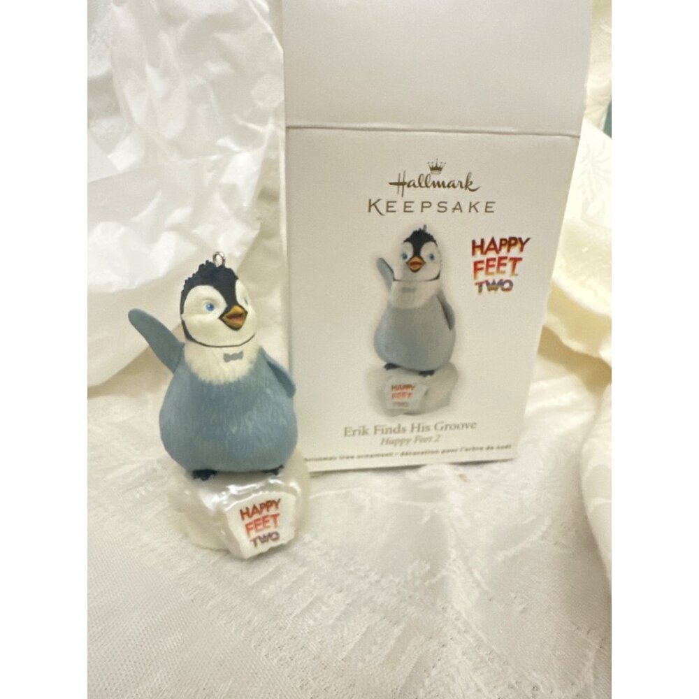 Happy Feet Two "Erik Finds His Groove" Hallmark‎ Keepsake Ornament